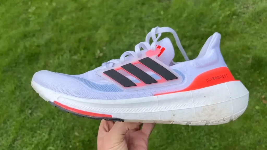 adidas ultraboost light - test de la semelle intermédiaire