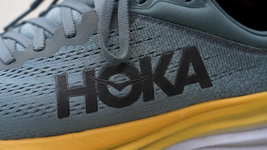 HOKA 8 BONDI plus haut