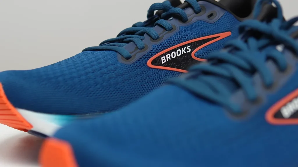 brooks glycerin 21 - la tige